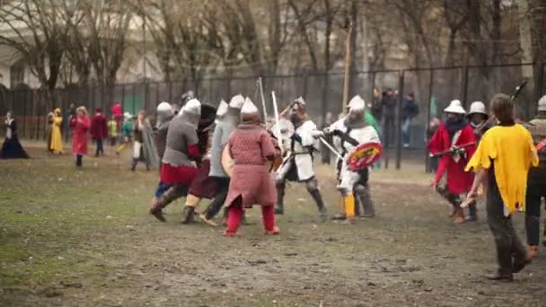 Lucha en la batalla de Oriente — Vídeo de stock