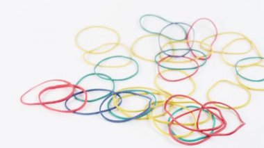 çok renkli lastik bantlar