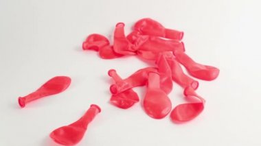 bazı pembe balonlar