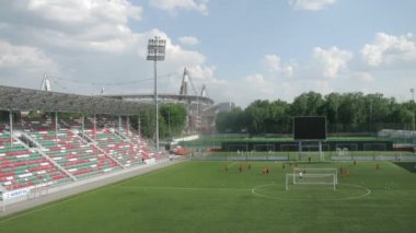 Futbol takımı trenler