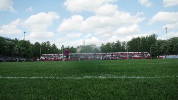 Football team Spartak play — Stock Video