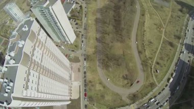 Cityscape spor otomobil sürmek ile 