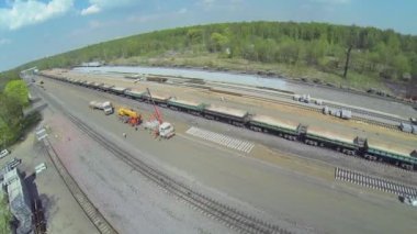 kamyon ve site bina Vinçler