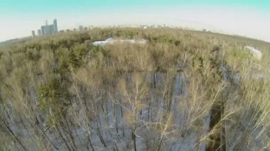 Uçak şeklinde bina