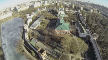 Cityscape Novodevichiy Manastırı ile