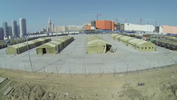 Base militaire avec tentes — Video