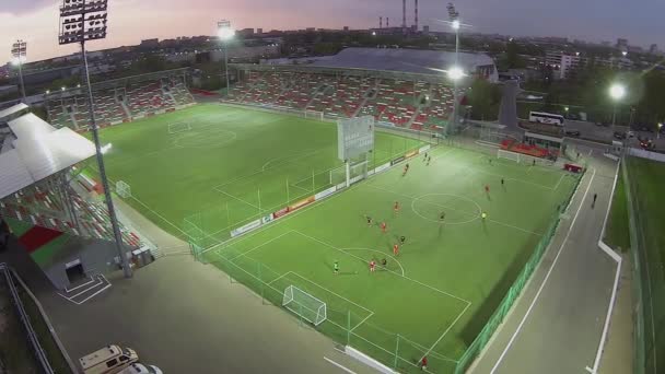 Fußballmannschaften spielen — Stockvideo