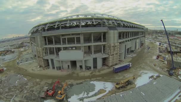 Staveniště fotbalového stadionu — Stock video