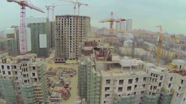 Baustelle des Wohnkomplexes winogradny — Stockvideo