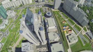  İş ile yüksek bina kompleksi 