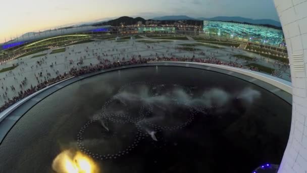 Fountain with colorful illumination — Stock video