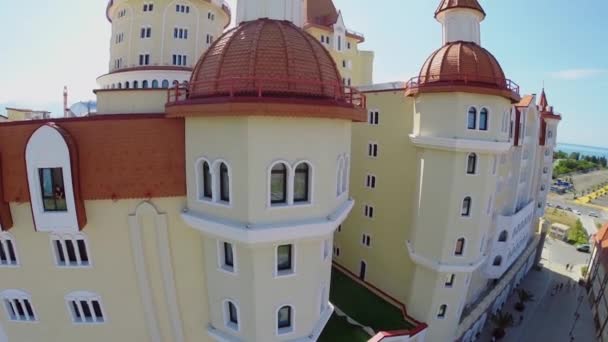 Fassade des Hotel Bogatyr — Stockvideo