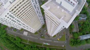 Bahar günü itibariyle konut kompleksi