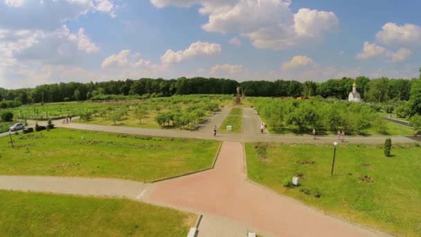 Michurinsky Garten im Frühling — Stockvideo