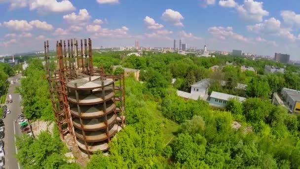 Cityscape with construction of Scientific Research Institute — Stockvideo