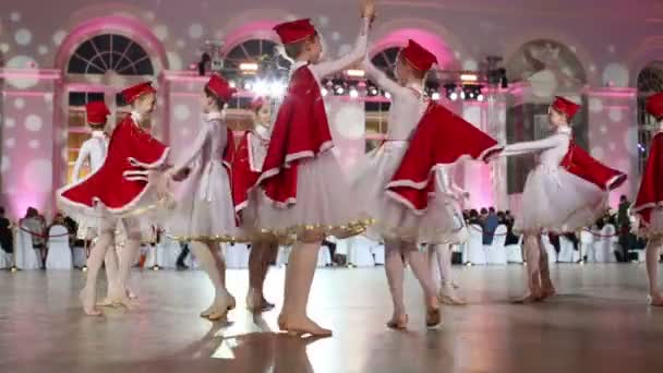 Baile do Cadete do Kremlin em Manege . — Vídeo de Stock
