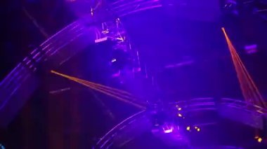 Tavan aydınlatma donanımları ile 