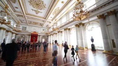  Gezi parti St George koridorda