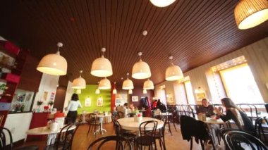 Servis personeli ve caffe ziyaret