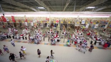 kullanıma alma lane Auchan hipermarket