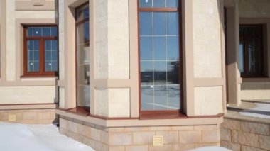 Cephe modern bir iki katlı yazlık 