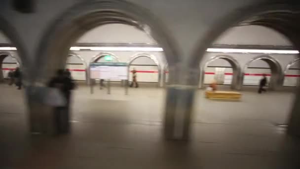 Stacja metra Akademicheskaya. — Wideo stockowe