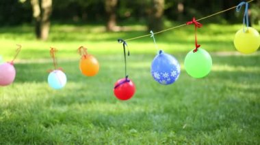 birçok renkli balon