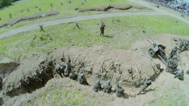 Troops in uniform of German Army of World War II on battle field — Stock Video