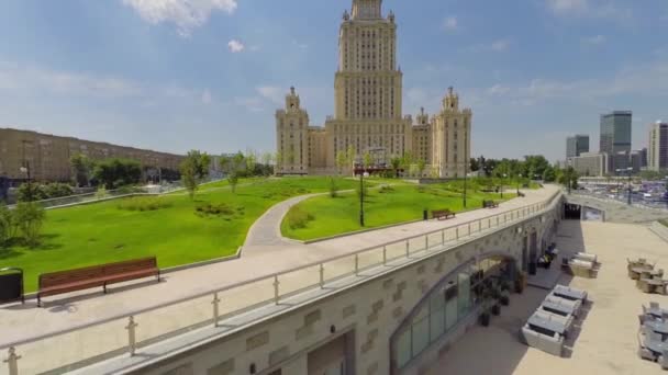 Edificio del hotel Ucrania — Vídeos de Stock