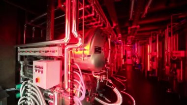 Denetim Kurulu ve MICROBREWERY çelik tanklar satırları.