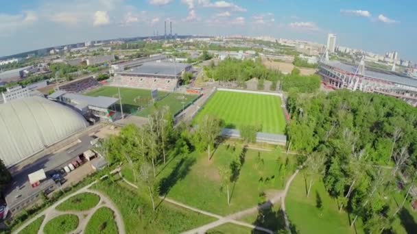 Campo de fútbol verde — Vídeos de Stock