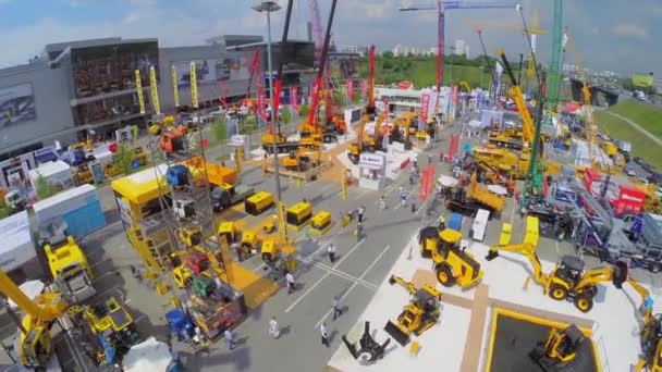 Exposição de Equipamentos e Tecnologias de Construção — Vídeo de Stock