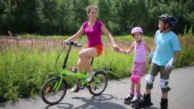 Mutlu aile spor yapıyor 