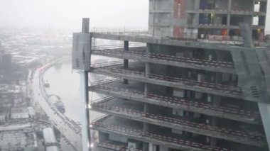Gökdelenin yapım aşamasında Üstten Görünüm 