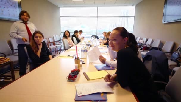 Staff on workshop in conference room — Stock Video