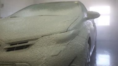 Köpük ile otomatik önden görünümü