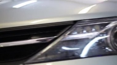 Temiz otomatik Toyota önden görünümü
