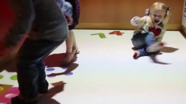 Üç küçük çocuk catch numaraları 