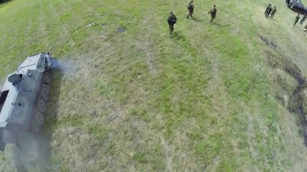 Transporteur de troupes de l'armée allemande — Video