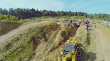 Adam ip yükleyici için bağları 