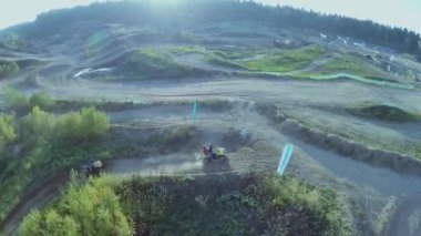 Quad bisiklet sürmek autodrome yanında 