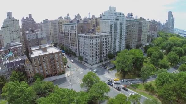 Riverside Drive com West 79th Street — Vídeo de Stock