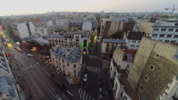 사거리에서 거리 교통 — 비디오