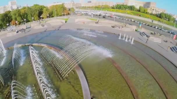 Fontaine avec Sculpture Viol d'Europe — Video