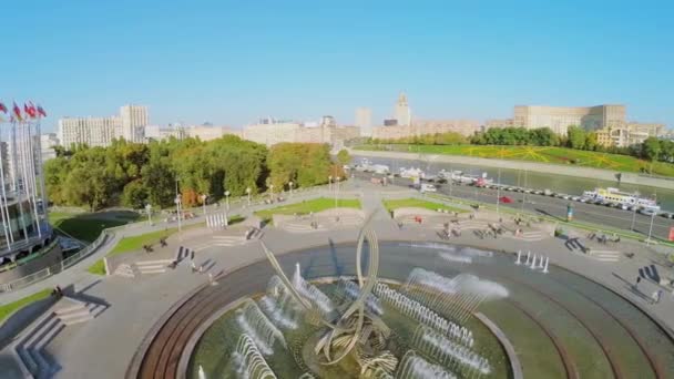 Europe Square with sculpture — Stock Video