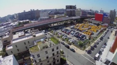 İki tren yolculuğu demiryolu tarafından 