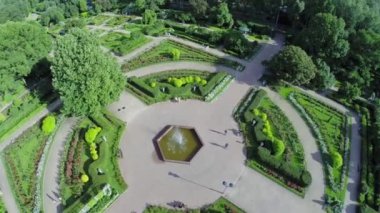 Gül ve ufukta megalopolis Park
