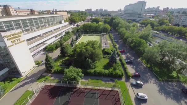 Edificio del complejo deportivo de MGTU — Vídeos de Stock