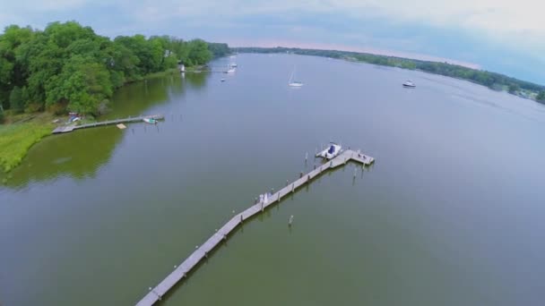 Chesapeake Körfezi birkaç gemiler ile — Stok video