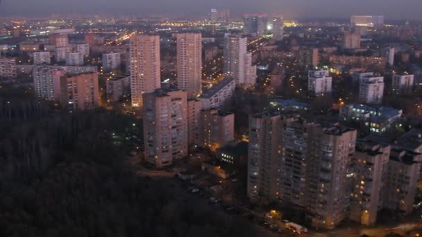 Park u Moskvy, moderní čtvrti — Stock video
